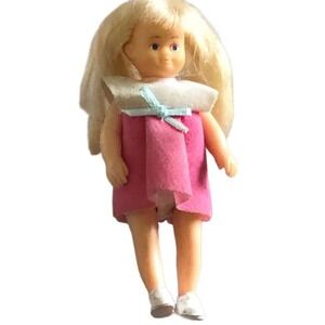 Vintage 1988 Horsham Vinyl Blonde Girl Dollhouse Doll 3” Tall